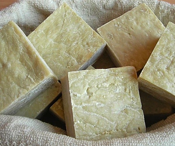 Zeytinyağlı Doğal Sabun Faydaları